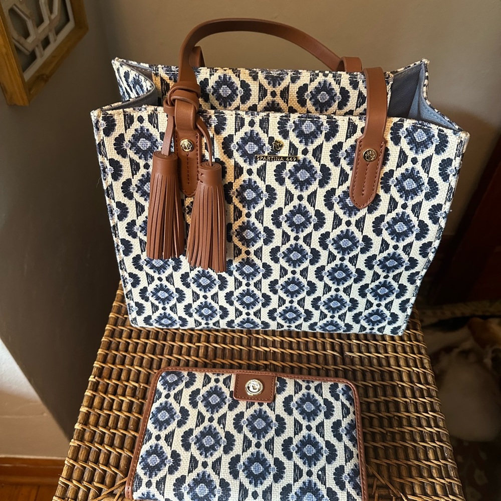 Spartina 449 Box Tote and Snap Wallet - Marsh Boardwalk pattern